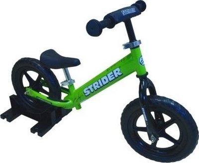 Standaard voor de Strider loopfiets