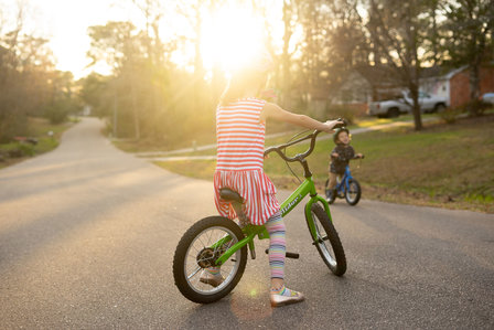 Glide Bike 16 inch loopfiets 5 tot 10 jaar ROOD